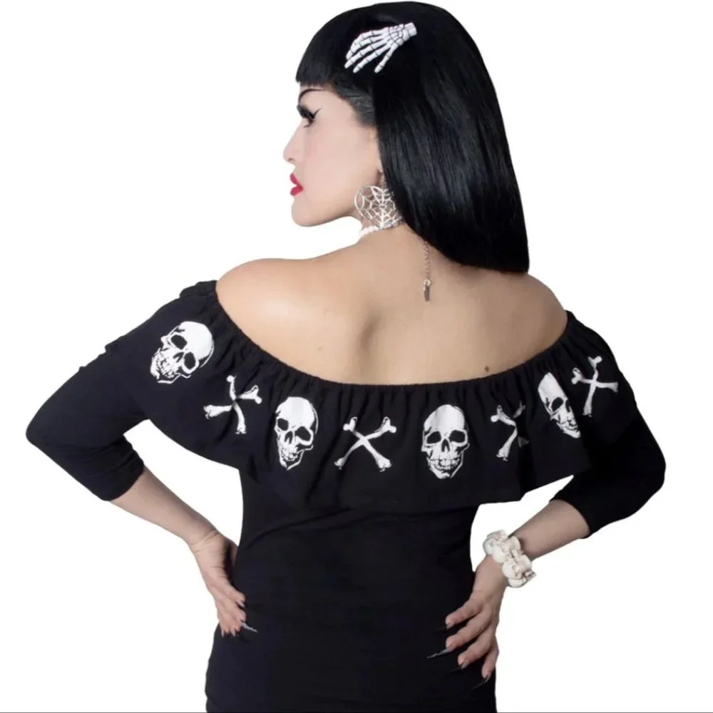 Black & White Skull n Crossbones Striped Ruffle Top S-M-L-XL-2XL-3XL NWT - Picture 2 of 5